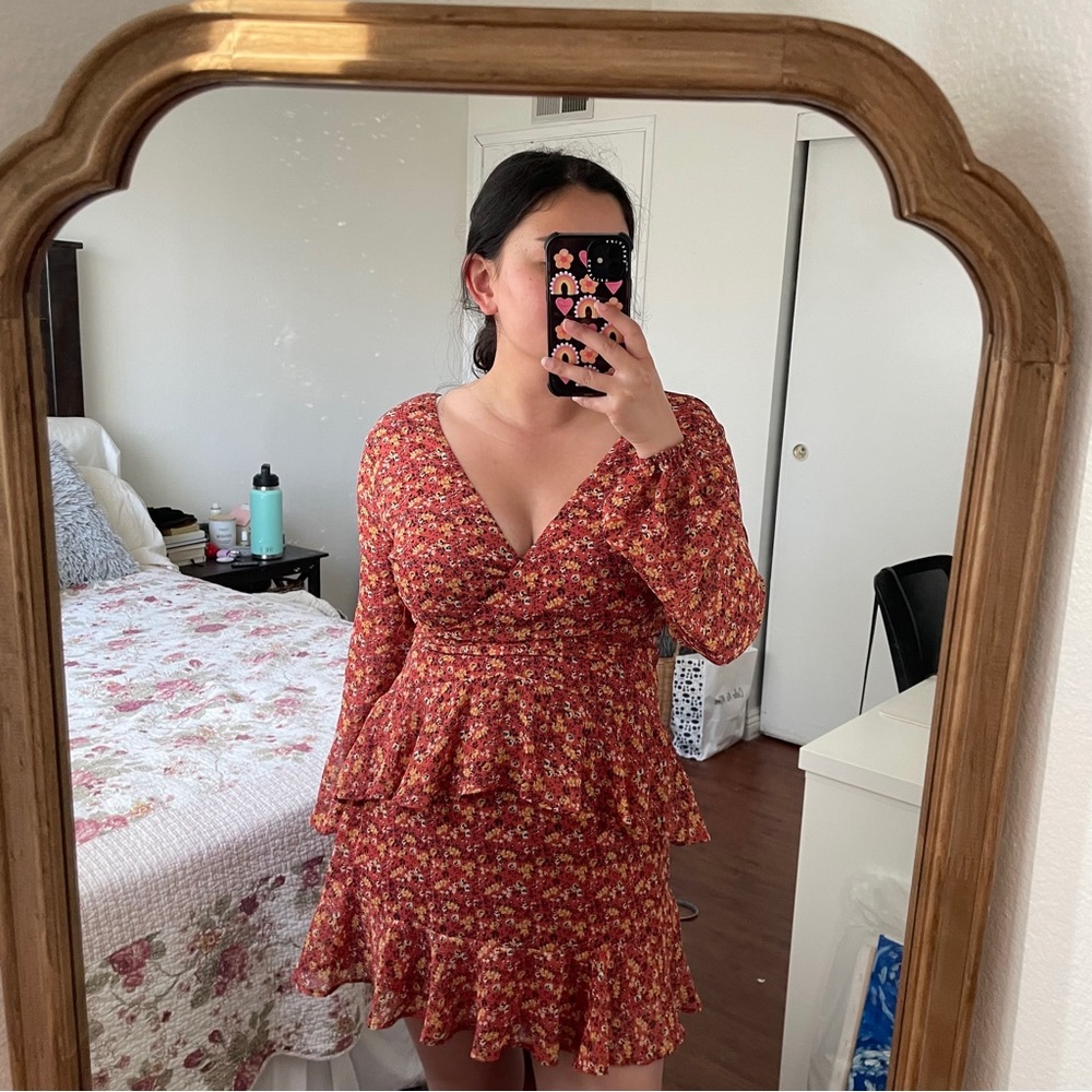 Francesca’s Orange Floral VNeck Tiered Dress